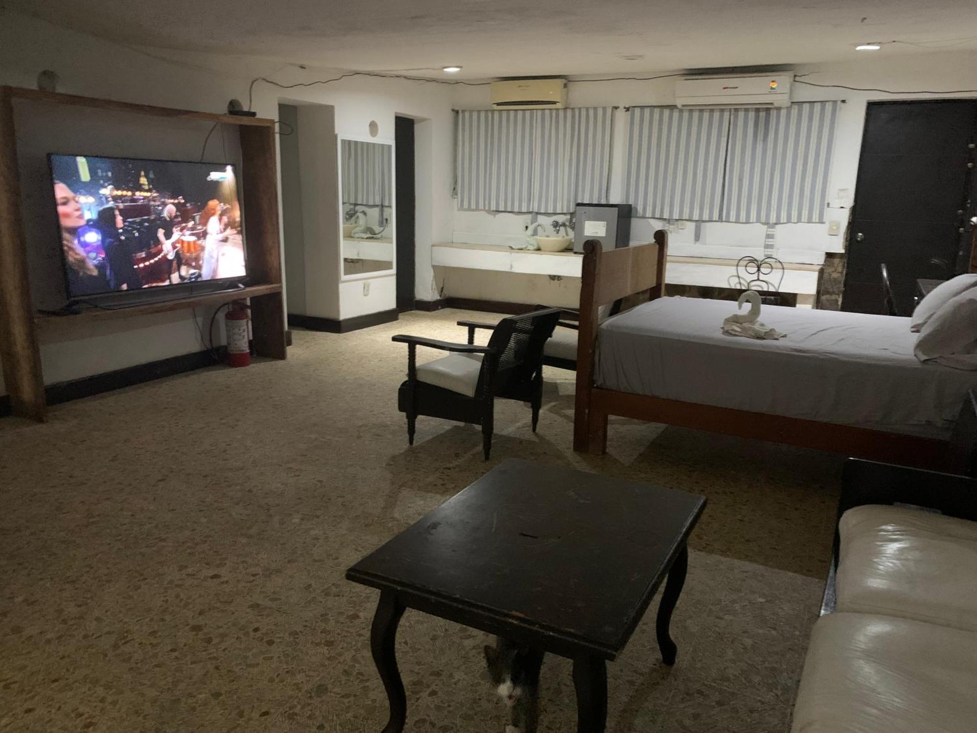 Donde Mira El Sol, Promo Primavera Hasta 50 Por Ciento (Adults Only) Acapulco Exteriör bild